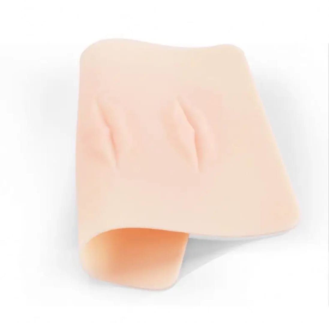 Latex for Lips